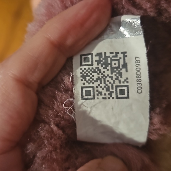 UGGS Ellee Dusty Rose Boots Big Kids Size 5 - Picture 12 of 12